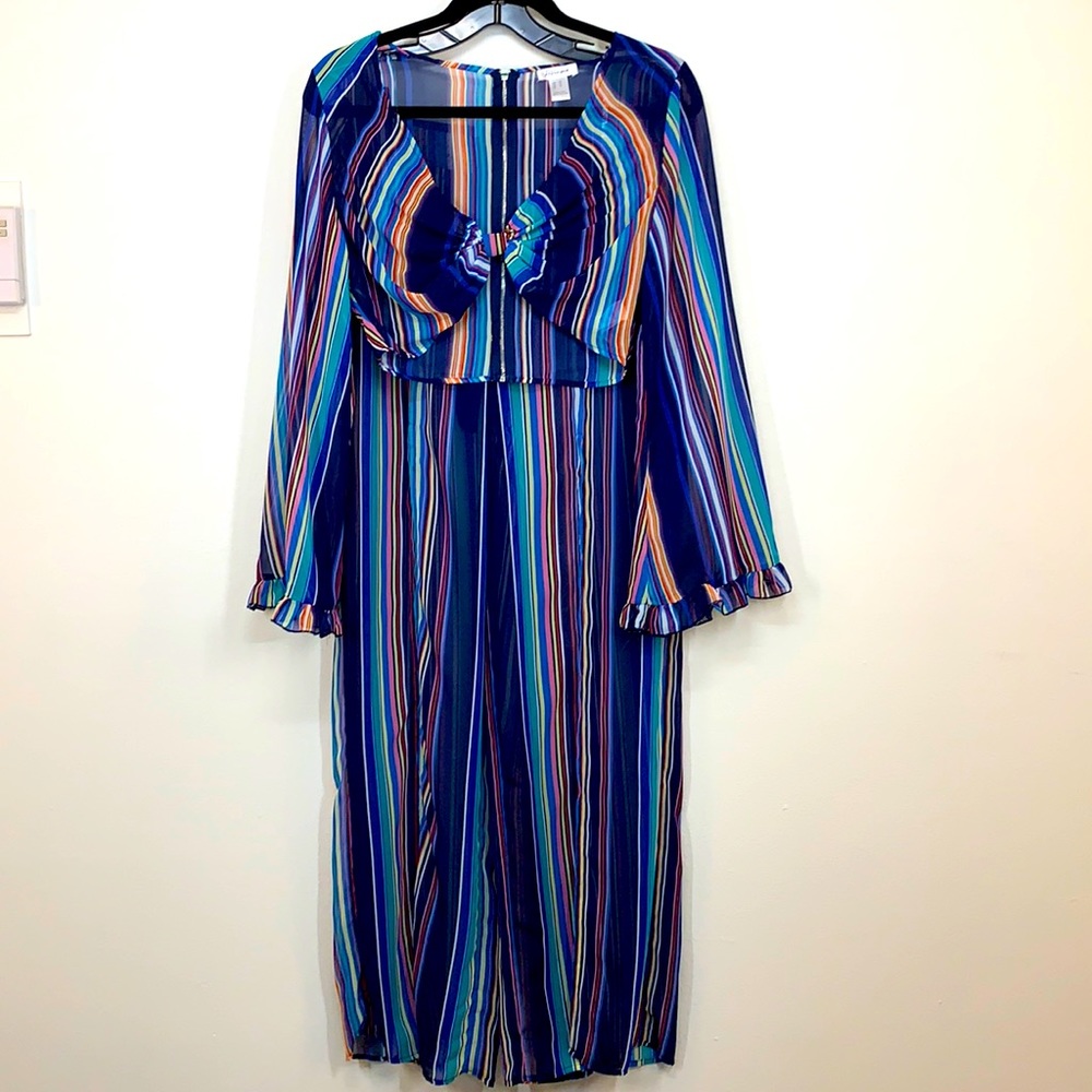 ReVamped striped set Crop top open leg